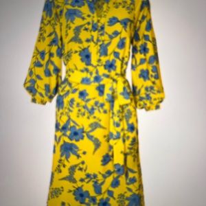 Cabi dress with tie belt. Yellow with blue flowers. Long sleeved